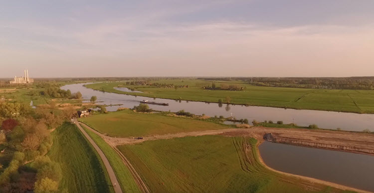 'Ruimte voor de Rivier' bij Zwolle gefilmd met DJI Inspire 1 